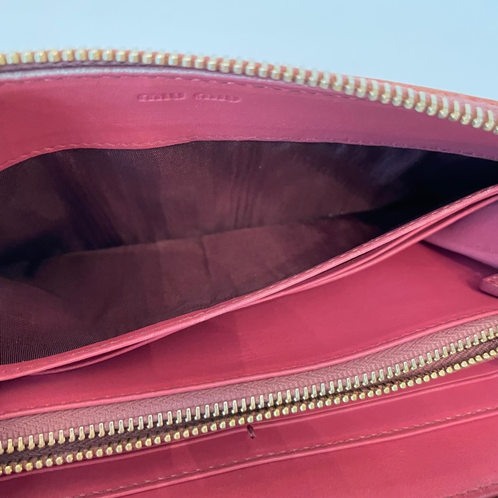 Miu Miu By Prada Pink/Mauve Croc Embossed Zip Aro… - image 8